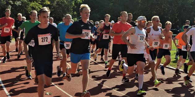53 Teilnehmer absolvierten die 10-Kilometer-Distanz, für die einen war es zu warm, für die anderen genau richtig. Foto: Petra Gahabka
