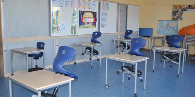 Wie hier an der Schillerschule in Lampertheim wurden die Klassensäle ausgemessen, damit die Abstandsregelungen eingehalten werden können – dies hat kleine Unterrichtsgruppen zur Folge. Foto: Benjamin Kloos