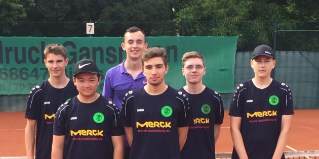 Licht und Schatten auf dem Tennisplatz