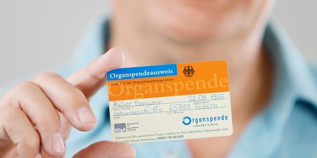 Organspenden können Leben retten – wichtig ist in jedem Fall, sich frühzeitig zu entscheiden ob man spenden möchte oder nicht. Foto: BZgA / Hardy Welsch