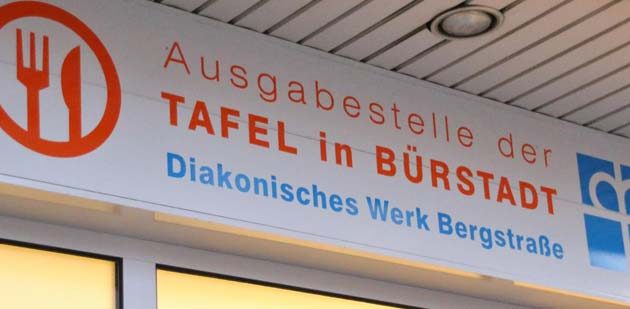 Die Tafel Am Bildstock 79 hat mit Terminvergabe geöffnet. Über jüngere Verstärkung würde sich das Team der ehrenamtlichen Mitarbeiter freuen. Foto: Hannelore Nowacki