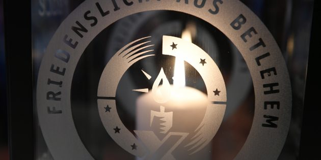 Das Friedenslicht kommt auch in diesem Jahr nach Lampertheim. Foto: C. Schnaubelt