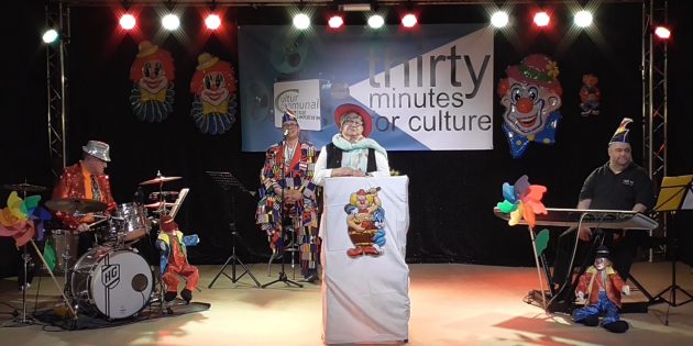 Margit Selb und Thomas Wörner bringen gemeinsam mit Musikern der MIL Fastnacht, Stimmung, Freude und Heiterkeit in die heimischen Wohnzimmer. Foto: oh