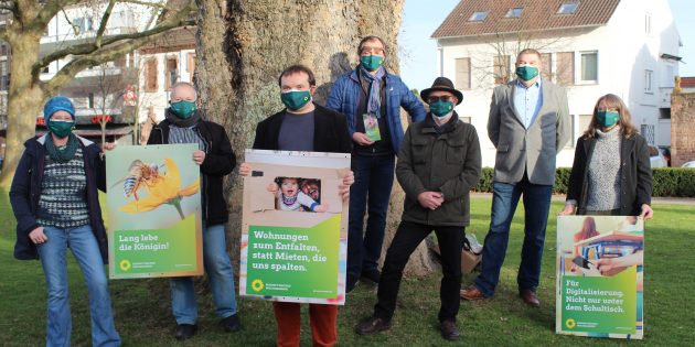 Wollen Lampertheim ökologisch gestalten und treten für eine nachhaltige und generationengerechte Politik ein: Von links: Mirja Mietzker-Becker, Michael Aberle, Gregor Simon, Stefan Nickel, Jürgen Meyer, Alexander Morawetz und Iris Henkelmann. Foto: Eva Wiegand