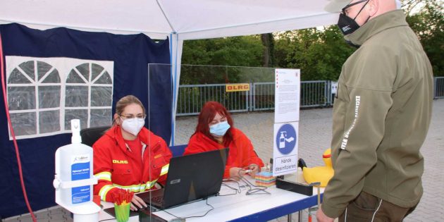 Zum DLRG Corona-Testzentrum geht man nach vorheriger Online-Anmeldung oder auch spontan zu den Öffnungszeiten montags und donnerstags abends von 18.30 bis 21.30 Uhr. Foto: Hannelore Nowacki
