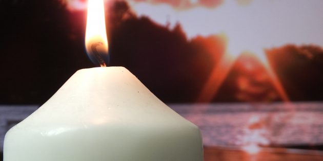 Die Stadtverwaltung und die Kirchengemeinden Lampertheims haben gemeinsam eine Möglichkeit geschaffen, die der aktuellen Lage angemessen ist und die es ermöglicht, Abschied zu nehmen und ein Zeichen der Erinnerung und der Hoffnung zu setzen. Foto: www.pixabay.com