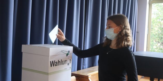 Bei der Juniorwahl am LGL gingen die Schülerinnen und Schüler der 10. bis 13. Klasse zur Wahl – am Sonntag haben Sie die Gelegenheit, durch Ihre Stimme die politische Zukunft unseres Landes mitzubestimmen. BUZ: Foto: Benjamin Kloos