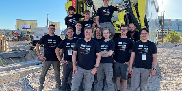 Das „Dirt Torpedo“-Team der TU Darmstadt mit dem 21-jährigen Robin Christ aus Biblis. Foto: Team Dirt Torpedo / Florian Albinger