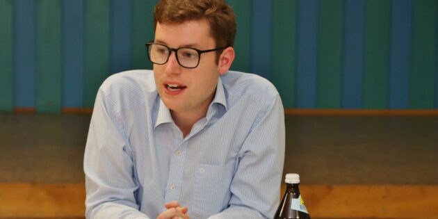 Der Ausbau der  KITA-Plätze, ein BürgerInnen-Rat, eine schulraumorientierte Jugendarbeit, der Tag der Vereine oder der Aktionsplan Inklusion — für Marius Schmidt stehen als Erster Stadtrat 2022 vielfältige Aufgaben auf dem Programm. Archivfoto: Hannelore Nowacki
