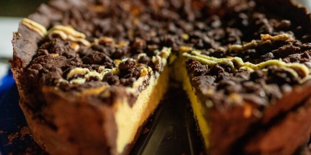 Abi-Jahrgang des LGL verkauft Kuchen