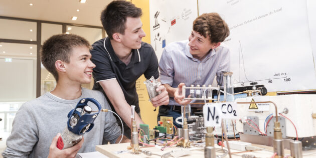 Beim diesjährigen Jugend forscht Regionalwettbewerb sind insgesamt 20 Projekte aus den Fachbereichen Arbeitswelt, Biologie, Chemie, Physik, Mathematik/Informatik und Technik dabei. Foto: Stiftung Jugend forscht e.V.