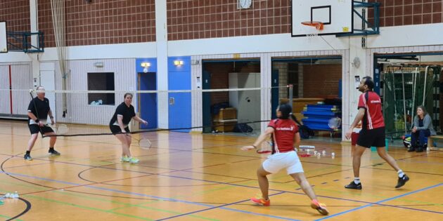 Die Seniorenmannschaften der SG Ried – bestehend aus den Badmintonvereinen in Lampertheim und Groß-Rohrheim – bestritten am vergangenen Wochenende das neunte Rundenspiel der Badmintonsaison 2021/2022. Foto: oh