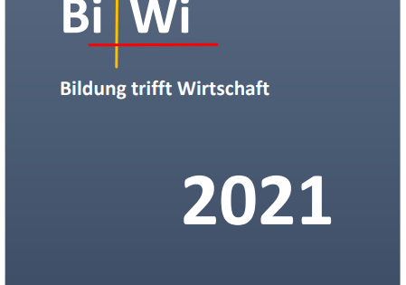 Die Broschüre „BiWi – Bildung trifft Wirtschaft“ gibt einen Überblick über das umfangreiche Bildungsangebot für Unternehmen. Foto: www.lampertheim.de