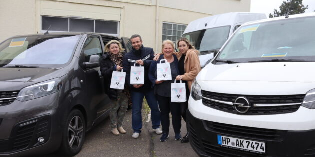 Janine und Patrick Kohl organisierten gemeinsam mit Beata Kowalska-Krzyszton erneut einen Transport, der Spenden nach Polen und Mütter mit ihren Kindern in den Kreis Bergstraße bringt. Foto: Benjamin Kloos