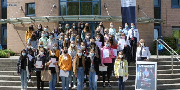 90 Mädchen erlebten einen spannenden Girls Day im Polizeipräsidium in Darmstadt. Foto: Polizeipräsidium Südhessen