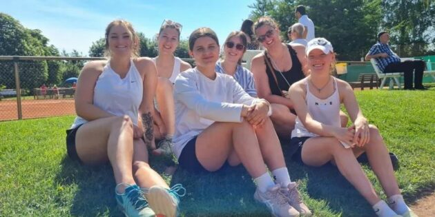 Zweiter Sieg im zweiten Spiel für die Damen II des TC Biblis:Selina Schmitt, Theresa Ritzert, Alisija Hercegovac, Franziska Gabriel, Martina Beirich und Leonie Münzenberger (v.l.). Foto: oh