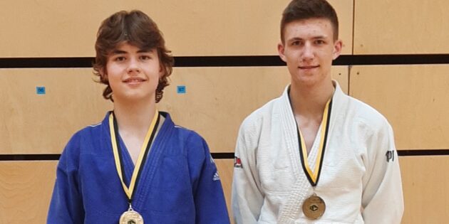 Alle Teilnehmer des 1. Judo-Club Bürstadt auf dem Podest
