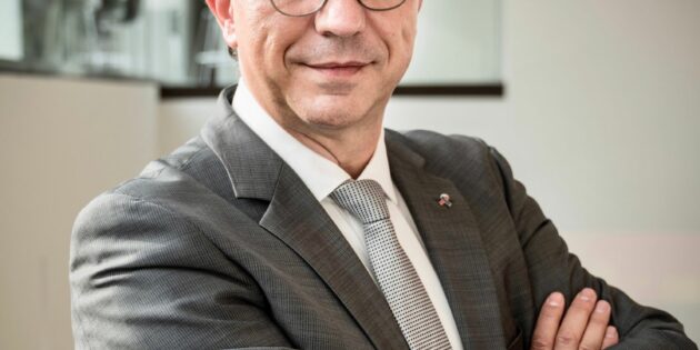 Die CDU Bürstadt gratuliert ihrem „Brücken-Bauer“ Alexander Bauer zum 50. Geburtstag. Foto: oh