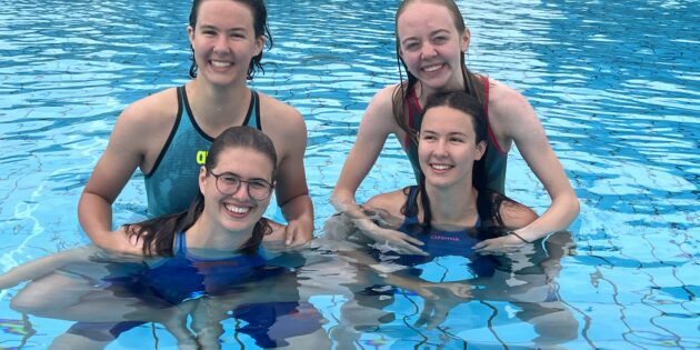 In Anbetracht widriger Trainingsbedingungen sind die Schwimmerinnen und Schwimmer der SG Neptun mit dem Ergebnis doch recht zufrieden. Foto: oh