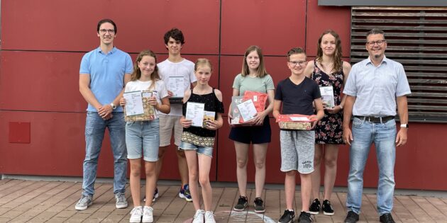 Die erfolgreichen Teilnehmerinnen und Teilnehmer der LGL am diesjährigen Känguru-Mathematikwettbewerb. Foto: oh