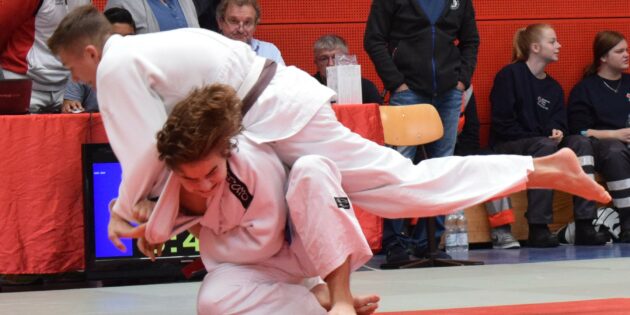 Katharina Keltjens sichert sich den Titel Südwestdeutsche Meisterin 