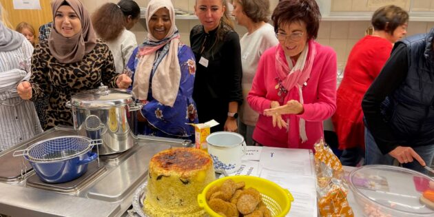 Mit und ohne Migrationshintergrund, junge und ältere Generationen, Frauen und Männer – alle hatten Spaß am Mithelfen. Foto: oh