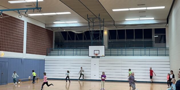 Aufgrund der verlängerten Hallenbadschließung sieht das Training der SG Neptun Lampertheim derzeit anders aus als gewohnt. Foto: oh