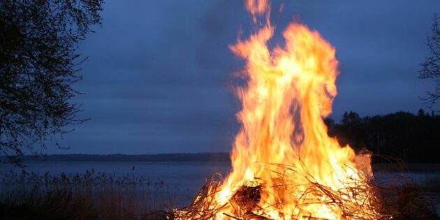 Nikolausfeuer im Walderlebniscamp