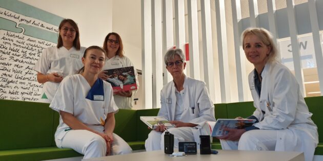 Die DDG-Diabetesberaterinnen Fabienne Geier, Anna Cacic und Luisa Kressig gemeinsam mit Dr. Cornelia Joiko und Dr. Nikola Matejek (v.l.n.r.). Foto: Klinikum Worms
