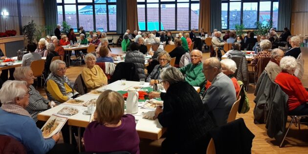Adventliche Stimmung beim Senioren-Treff-Biblis
