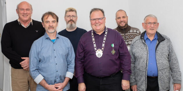 Stefan Koitzsch, Frank Strubel, Mark Rode, der neue Schützenkönig des Schützenverein 1923 Hubertus Lampertheim Wilfried Olbrich, Markus Jäkel und Gerd Delp (v.l.). Foto: oh