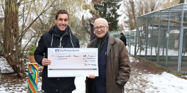 Fritz Ulfers aus New York unterstützt den Vogelpark mit 5.000-Dollar-Spende 