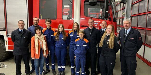 Die Jugendfeuerwehr Riedrode wählteMarit Rennert zur Jugendsprecherin, Patrick Schulze zum Schriftführer sowie Luis Sperrig und Romy Gerhard zu Beisitzern. Foto: oh