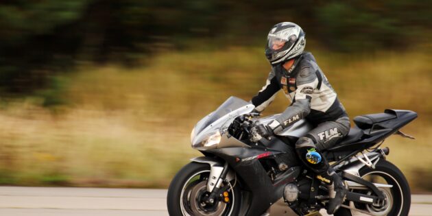 Die Motorradsaison beginnt – die Polizei gibt Tipps zum sicheren Fahren. Foto: www.pixabay.com
