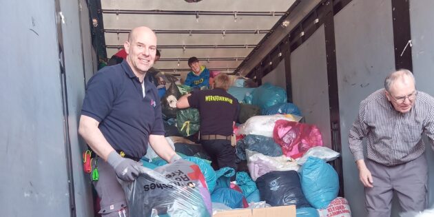 Sieben Tonnen Kleider und Schuhe gesammelt 