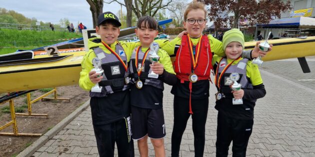 Überzeugten bei der Frühjahrsregatta: Benjamin Bürküp, Ben Hasselwander, Tom Boxheimer und Felix Brechenser (v.l.). Foto: Manuel Kern