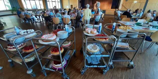 Erdbeerfest beim Bibliser Senioren-Treff