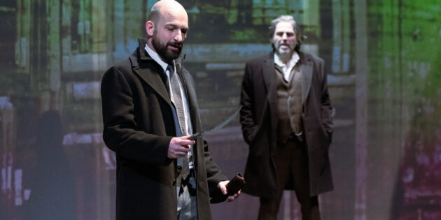 Das neue  Programm des Wormser Theater, Kultur- und Tagungszentrums überzeugt mit Vielfalt – auch klassisches Theater wie „Der Richter und sein Henker” kommt nicht zu kurz. Foto: Baraniak