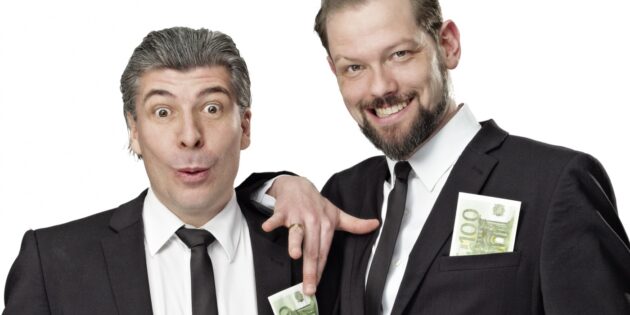 Feinste Satire werden die Besuchenden der 2. Heppenheimer Lachnacht, der diesjährigen KUSS Eröffnungsveranstaltung, am 17. Juni in Heppenheim mit dem Duo Onkel Fisch erleben. – Foto: Rainer Holz