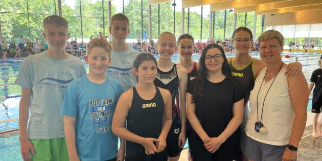 Bei den Schwimmerinnen und Schwimmern des SG Neptun gab es aufgrund starker Leistungen erfreute Gesichter. Foto: oh