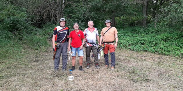 Der letzte Tag, kurz vor dem Regenguss. Harry Schweigkoffer (Platz 2), der Schweizer Robert Pálfalvi (Platz 1), der für Luxemburg startende Rolf Wilhelmi (Platz 4) und Andreas Peschke (Platz 3) Foto: oh