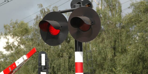 Schließung der Bahnübergänge in der Kirchstraße und Josef-Seib-Straße