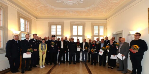 Die Freiwillige Feuerwehr Bürstadt Mitte erfreut sich der Unterstützung durch ihre fördernden Vereinsmitglieder und lebt vom Engagement der Einsatzkräfte. Foto: Hannelore Nowacki