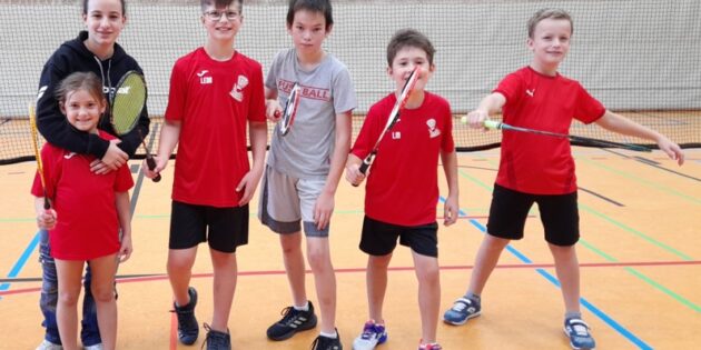 Guter Dinge! Die Mini-Mannschaft des Badmintonvereins Lampertheim.  Foto: oh