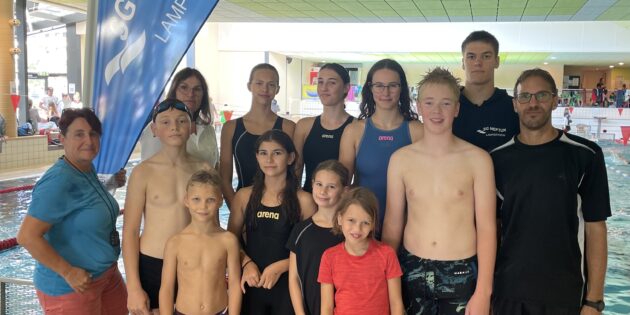 Toller Auftritt in Frankenthal zum Auftakt. Das Neptun-Team aus Lampertheim. Foto: oh