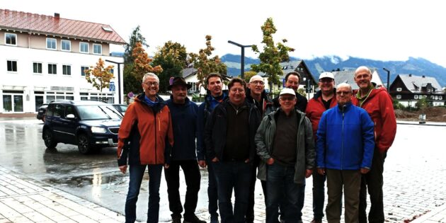 Die Bibliser Wandergruppe konnte auch ohne Gipfelsturm eine abwechslungsreiches Programm absolvieren.  Foto: oh