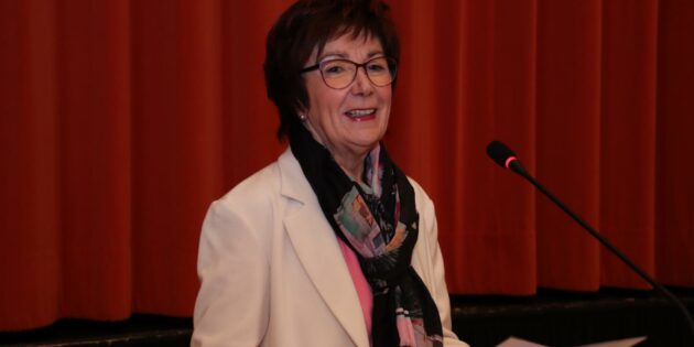 Bürgermeisterin Barbara Schader brachte den Haushaltsplan-Entwurf 2024 mit vielen schlechten und einigen guten Nachrichten ein. Foto: Hannelore Nowacki