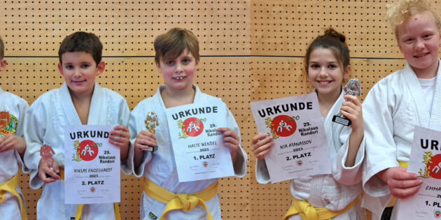 Die fünf Bürstädter Judoka dürfen zurecht stolz auf sich sein. Foto: oh