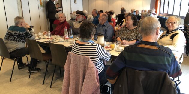 Das Frühstück für alle ab 60 erfreut sich großer Beliebtheit. Foto: Sandra Olf