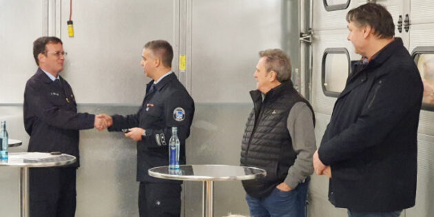 Gemeindebrandinspektor Christian Neumann, Gerhard Reihenhäuser, Volker Scheib und Uwe Schmidt (Wehrführer Nordheim).